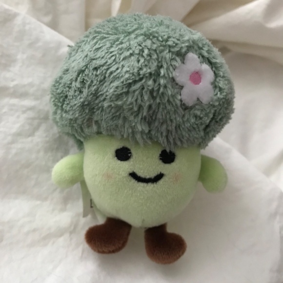 Broccoli Keychain Feminine Flower 4” x 3” - Picture 2 of 7